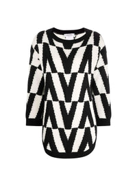 Oversized V Logo Sweater Photo 1